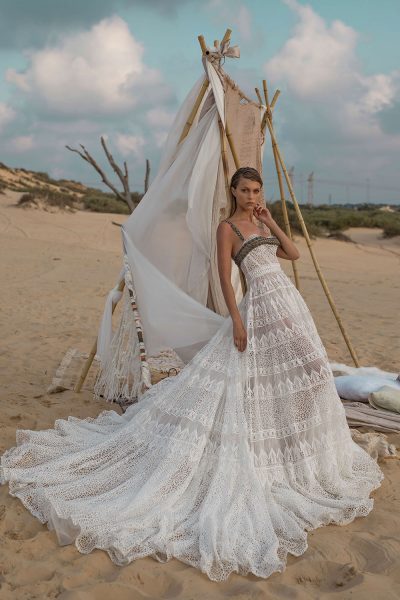 Mina wedding dress